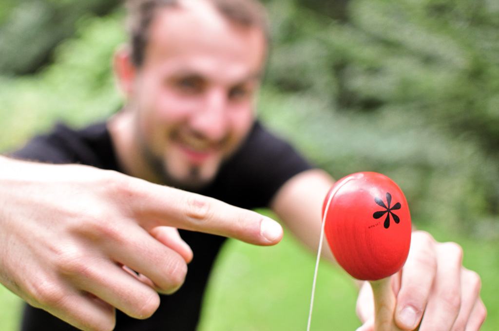 tictoys-ticayo-ball-and-cup-game tictoys-ticayo-ball-and-cup-game